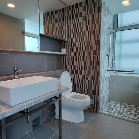 Mulberry Verve Suites Kl Mid Valley Kuala Lumpur Exterior photo