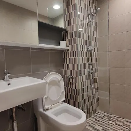 Mulberry Verve Suites Kl Mid Valley Kuala Lumpur Exterior photo