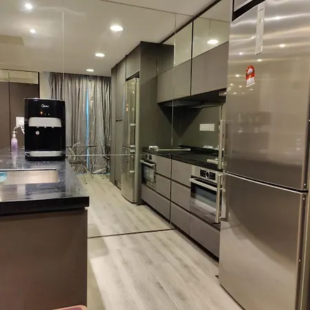 Mulberry Verve Suites Kl Mid Valley Kuala Lumpur Exterior photo