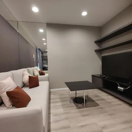 Mulberry Verve Suites Kl Mid Valley Kuala Lumpur Exterior photo