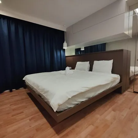 Mulberry Verve Suites Kl Mid Valley Kuala Lumpur Exterior photo