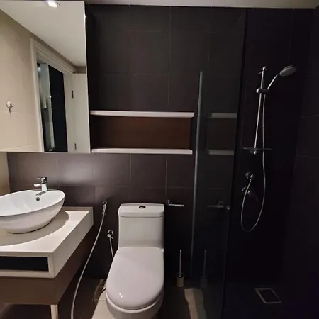 Mulberry Verve Suites Kl Mid Valley Kuala Lumpur Exterior photo